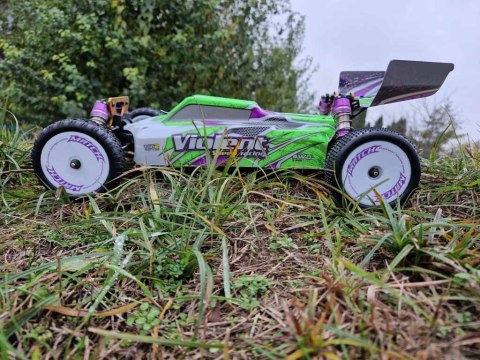 SAMOCHÓD ZDALNIE STEROWNY WLTOYS 104002 1:10 4WD 2,4GHZ